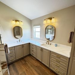 Roberto's Floors Kitchen & Bath