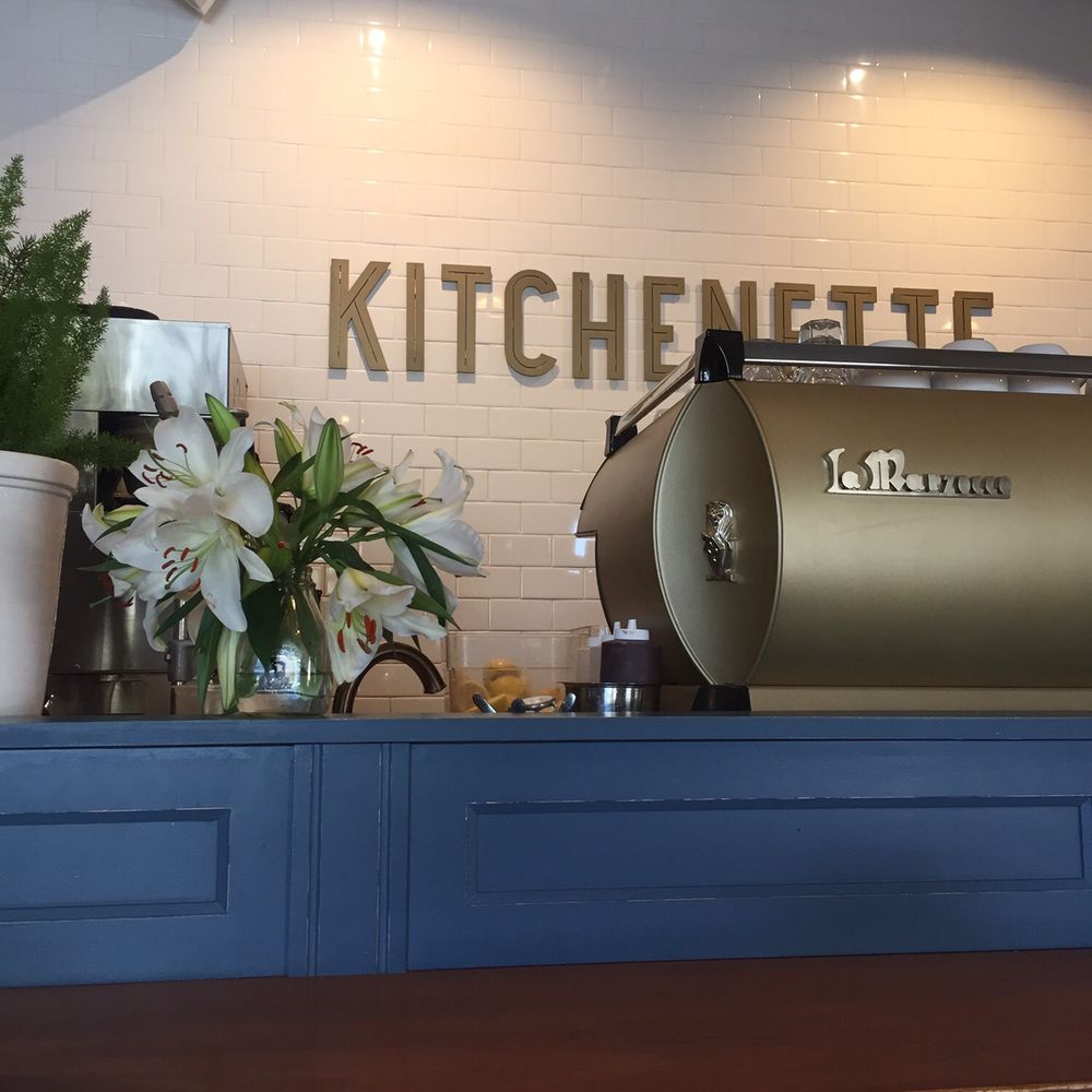 Kitchenette - Lovely kitchen! - Breakfast & Brunch Near Me - Templeton, California Kitchenette - Lovely kitchen! - Breakfast & Brunch Near Me - Templeton, California