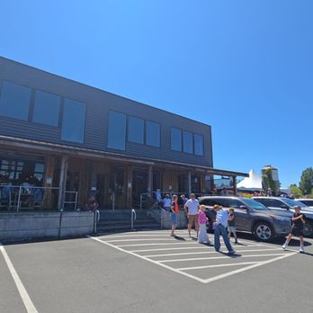 San Juan Island Brewing - Breweries Near Me - Friday Harbor, Washington