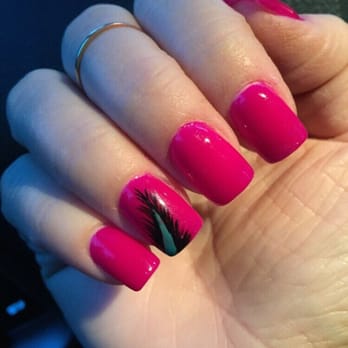 Holly Nails - Love em - Nail Salons Near Me - Auburn, California