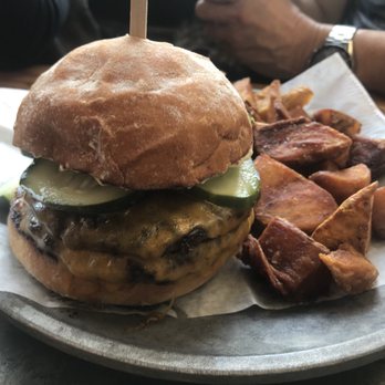 Pleasant House Pub - Pub burger with crispy chips - British Near Me - Chicago, Illinois Pleasant House Pub - Pub burger with crispy chips - British Near Me - Chicago, Illinois