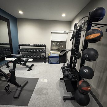 Hampton Inn Youngstown/Boardman - Weights and more! - Hotels Near Me - S Poland, Ohio