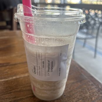 Mochas & Javas - Breakfast of champions smoothie - Bakeries Near Me - Frisco, Texas