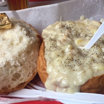 Gilbert's Chowder House - Clam chowder in a bread bowl - Seafood Near Me - Portland, Maine Gilbert's Chowder House - Clam chowder in a bread bowl - Seafood Near Me - Portland, Maine