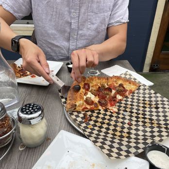 Hey, Neighbor! Pizza House - Pizza Near Me - Eugene, Oregon