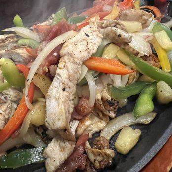 Casa Real - The Hawaiian chicken fajitas which came with bacon and pineapple chunks ...... absolutely fantastic - Mexican Near Me - Las Vegas, Nevada Casa Real - The Hawaiian chicken fajitas which came with bacon and pineapple chunks ...... absolutely fantastic - Mexican Near Me - Las Vegas, Nevada