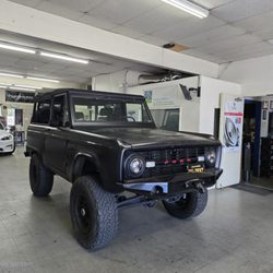 Street Sound Plus - A sound system install on a 1967 #fordbronco #kenwood #focal #mosconidsp #barnietuned #streetsoundplus @mobbinkingz