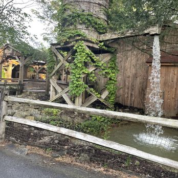 Idlewild & SoakZone - Near Potato Patch fries - Amusement Parks Near Me - Ligonier, Pennsylvania