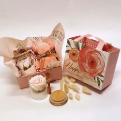 Thomas Hobbs Florist - Rose soap gift set