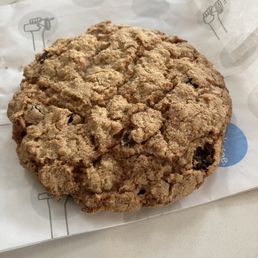 Oatmeal Raisin Cookie