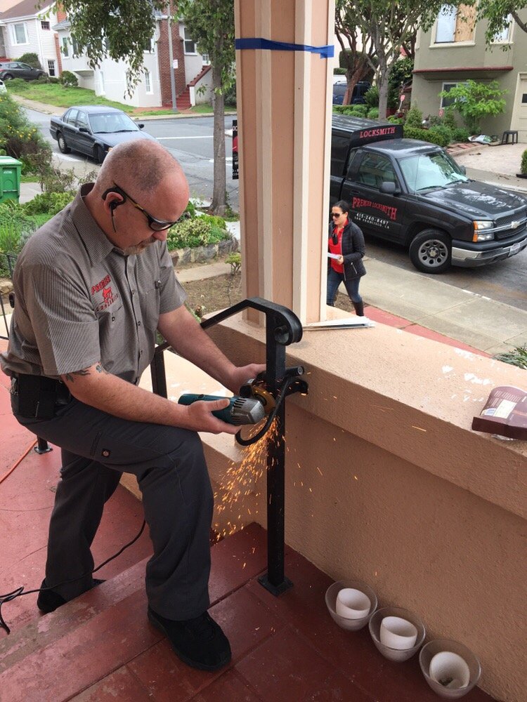 PREMIER LOCKSMITH Updated September 2024 20 Photos & 303 Reviews