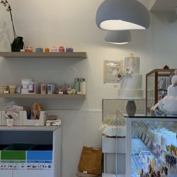 Topi Cakes - Inside @lesminaddio