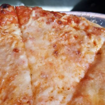 Francis Bogside - The Big Cheese Pizza - Gastropubs Near Me - San Antonio, Texas