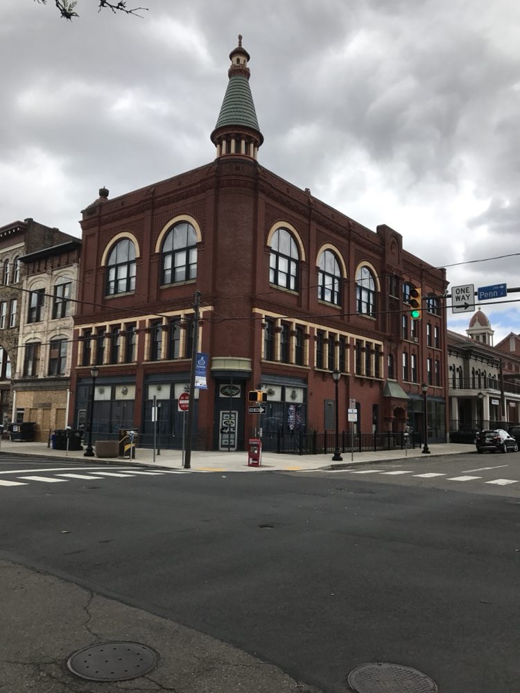 HARRY’S Updated September 2024 302 Penn Ave, Scranton, Pennsylvania Bars Phone Number Yelp