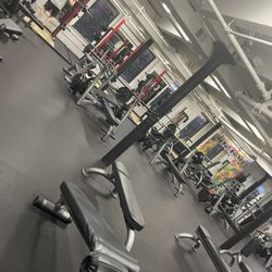 Muscle & Flow - 2nd floor