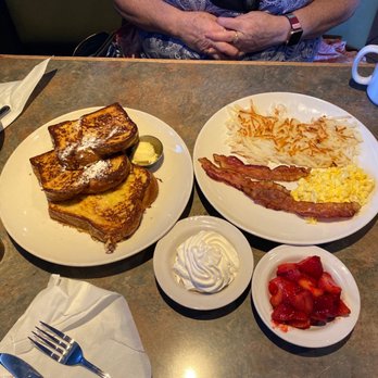 Christos  - West Lafayette - French toast , glazed strawberries ,eggs hash browns, bacon - American Near Me - West Lafayette, Indiana