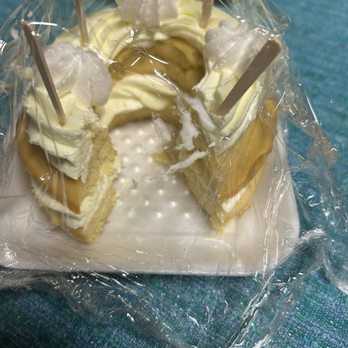 The Thinnery - Delicious lemon cake! You can't even tell it's sugar-free. Perfect sweetness and texture. Serves about 3. - Bakeries Near Me - Upland, California
