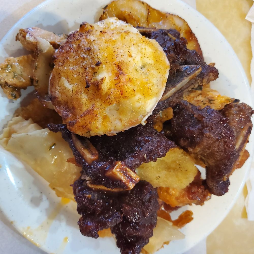 Grand China Buffet & Grill - Mix of meats and seafood Aug23 - Chinese Near Me - Bethlehem, Pennsylvania