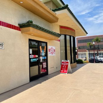 Longten Cafe - Entrance - Hong Kong Style Cafe Near Me - Monterey Park, California Longten Cafe - Entrance - Hong Kong Style Cafe Near Me - Monterey Park, California