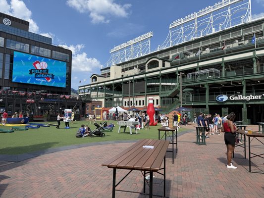 Gallagher Way by null