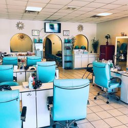 Tina Nails - That's a new look at Aqua Nails