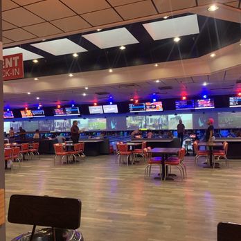 Bowlero Boca Raton - Such a fun spot the bartenders are amazing! - Venues & Event Spaces Near Me - Boca Raton, Florida Bowlero Boca Raton - Such a fun spot the bartenders are amazing! - Venues & Event Spaces Near Me - Boca Raton, Florida