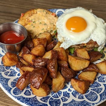 Farm Bar - Lakeview - Bars Near Me - Chicago, Illinois Farm Bar - Lakeview - Bars Near Me - Chicago, Illinois