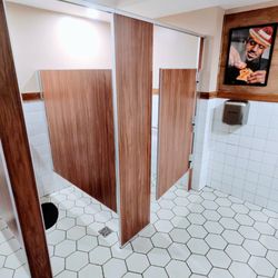 Cantina - Bathroom