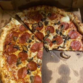 The Pizza Shop - stuffed crust mushrooms and pepperoni - Pizza Near Me - Newcastle, Oklahoma The Pizza Shop - stuffed crust mushrooms and pepperoni - Pizza Near Me - Newcastle, Oklahoma