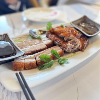 Ocean Pearl - Roast pork belly and roast duck - Cantonese Near Me - Milpitas, California Ocean Pearl - Roast pork belly and roast duck - Cantonese Near Me - Milpitas, California