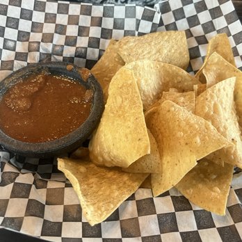 Boerne Taco House - Complimentary chips and salsa - Mexican Near Me - Boerne, Texas Boerne Taco House - Complimentary chips and salsa - Mexican Near Me - Boerne, Texas