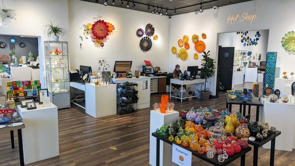 Seattle Glassblowing Studio by null