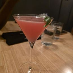 Ok..this is some sort of cosmo martiini