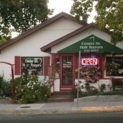 Center St. Hair Razors & Day Spa
