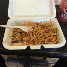 Chicken Lo Mein