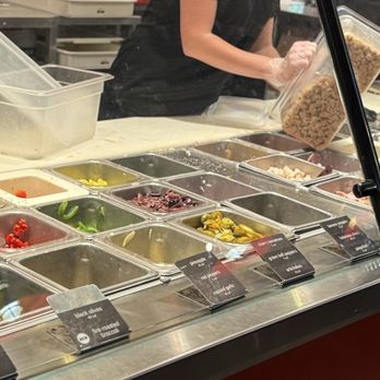 Blaze Pizza - Pizza Near Me - Laguna Niguel, California Blaze Pizza - Pizza Near Me - Laguna Niguel, California