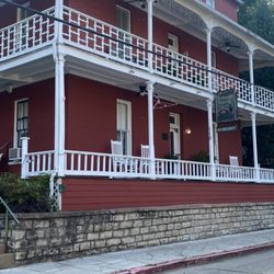 Haunted Eureka Springs - Longest continuously run boarding house