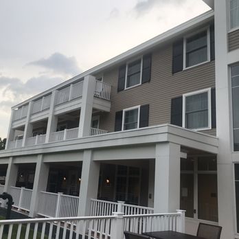 The Glen House - The restaurant's outdoor dining - Hotels Near Me - Gorham, New Hampshire The Glen House - The restaurant's outdoor dining - Hotels Near Me - Gorham, New Hampshire