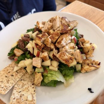 Mad Rooster Cafe - Kenosha - Cranberry walnut salad with chicken - Breakfast & Brunch Near Me - Kenosha, Wisconsin Mad Rooster Cafe - Kenosha - Cranberry walnut salad with chicken - Breakfast & Brunch Near Me - Kenosha, Wisconsin