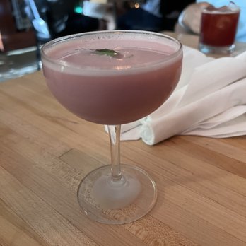 The Gin Joint - Cocktail Bars Near Me - Charleston, South Carolina The Gin Joint - Cocktail Bars Near Me - Charleston, South Carolina
