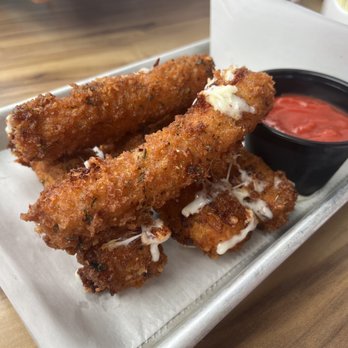 Matt and Tony's Kitchen x Tavern - Mozzarella Sticks - Bars Near Me - Columbus, Ohio Matt and Tony's Kitchen x Tavern - Mozzarella Sticks - Bars Near Me - Columbus, Ohio