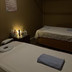 Li massage therapy - Clean, quiet rooms with tranquil ambience