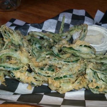 Mojo Cafe - Tacos Near Me - Ludlow, Vermont