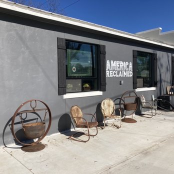 America Reclaimed - Outside the store - Antiques Near Me - Comfort, Texas
