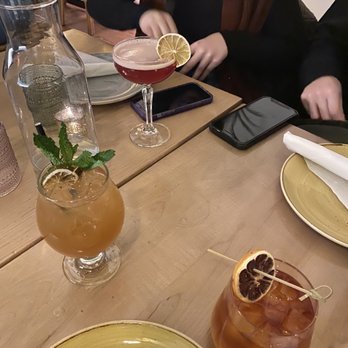 Chubby's Jamaican Kitchen - Sorrel Sour, Jamaican Mule, and Honey Flora - Caribbean Near Me - Toronto, Ontario Chubby's Jamaican Kitchen - Sorrel Sour, Jamaican Mule, and Honey Flora - Caribbean Near Me - Toronto, Ontario