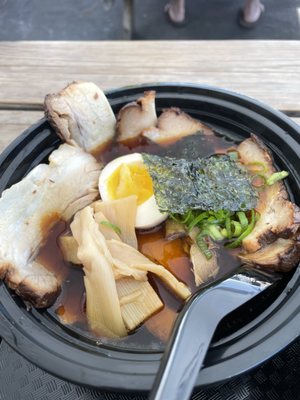 midnite ramen by null