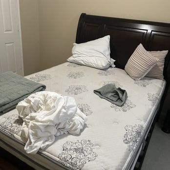 Sparkling House Cleaner - Before - Home Cleaning Near Me Sparkling House Cleaner - Before - Home Cleaning Near Me