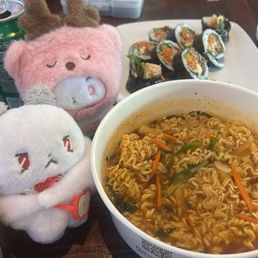 ramen, beef kimbap ramen, beef kimbap