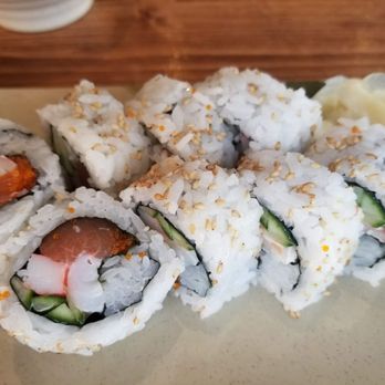 Sushi On Bloor - Sushi Bars Near Me - Toronto, Ontario