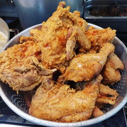 Island Breeze Jamaican Cuisine - Fried Chicken